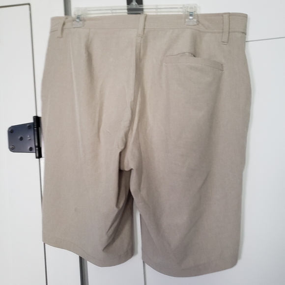 Cool Keep Shorts - Picture 12 of 16